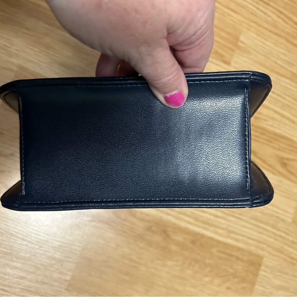 Purse - Picture 4 of 5